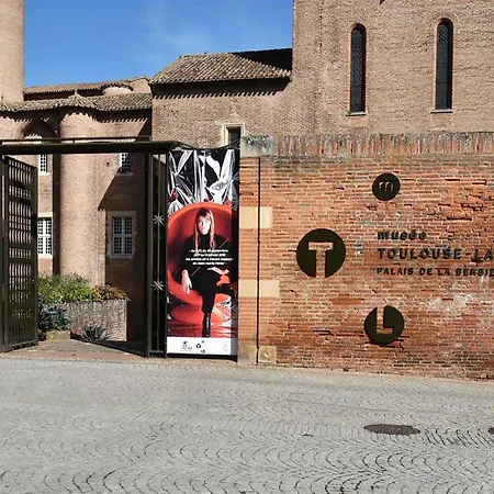 Appart Hotel Albi * ألبي