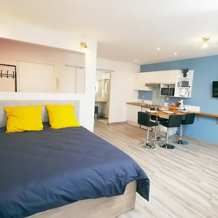 Appart Hotel Albi Apartment *